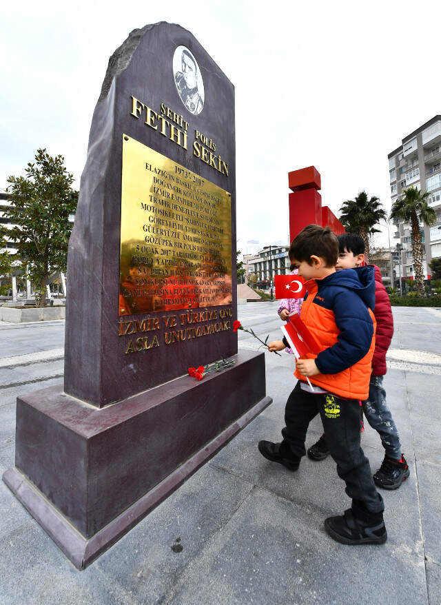 Polis Memuru Fethi Sekin'i, 