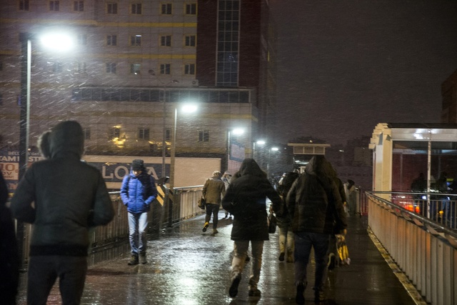 İstanbul'da Beklenen Kar Yağışı Başladı