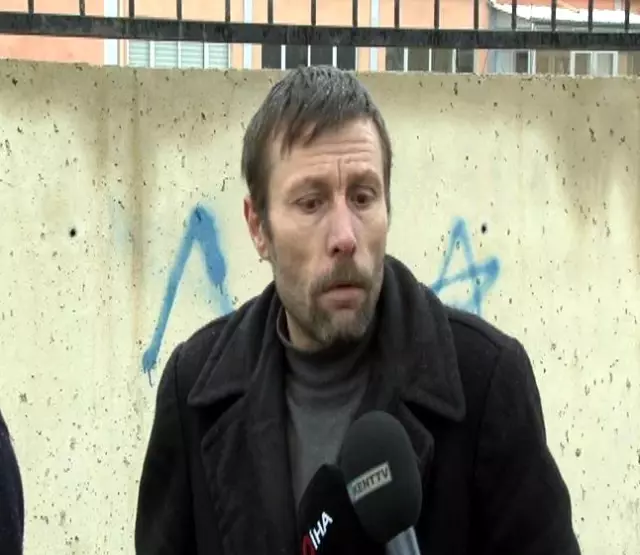 Kayseri'de Sokak Köpeklerinin Saldırdığı Lise Öğrencisi Öldü, Mahalle Sakinleri İsyan Etti