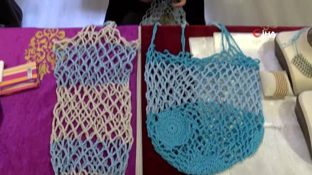Yaklaşık 4 Saatte Örülen El Emeği Fileler, 10 TL'den Başlayan Fiyatlarla Satılıyor
