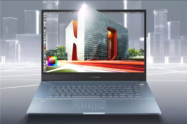Asus, 64 Gb Ram ve 4 Tb Hafızalı Yeni Bilgisayarını Tanıttı (Macbook Pro Koşarak Uzaklaştı)