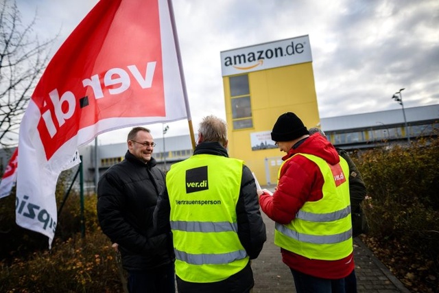 Amazon Nasıl Dünyanın En Değerli Halka Açık Şirketi Oldu?