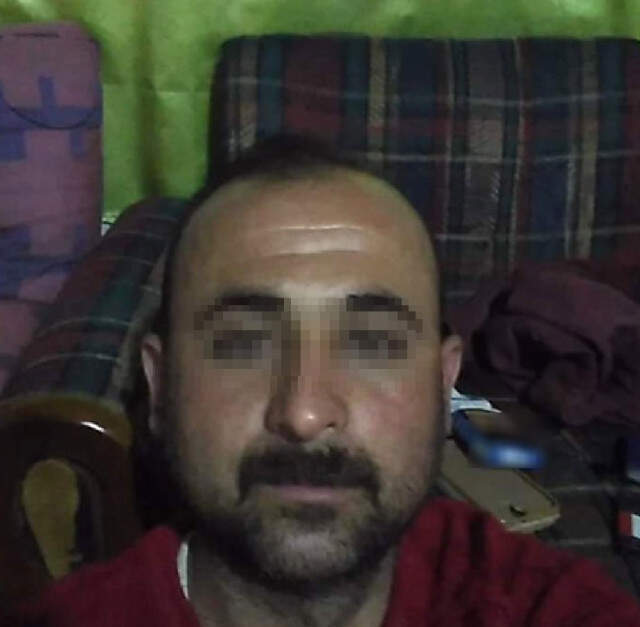 Cani Evlat, Anne ve Babasını Av Tüfeği ile Öldürüp İntihar Girişiminde Bulundu Cani Evlat, Anne ve Babasını Av Tüfeği ile Öldürüp İntihar Girişiminde Bulundu