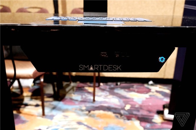 Dokunmatik Ekranlar ve Mükemmel Bir Pc'den Oluşan Akıllı Masa: Smartdesk