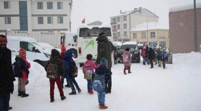 Yoğun Kar Yağışı Sonrası Tatil Haberleri Peş Peşe Geliyor! İşte Okulların Tatil Olduğu İller