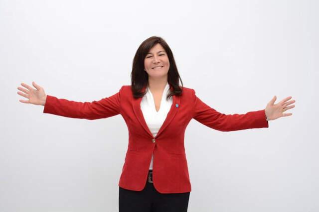 İyi Parti Kocaeli Derince Belediye Başkan Adayı Nurcan Acaroğlu Göktaş Oldu! Nurcan Acaroğlu Göktaş Kimdir?