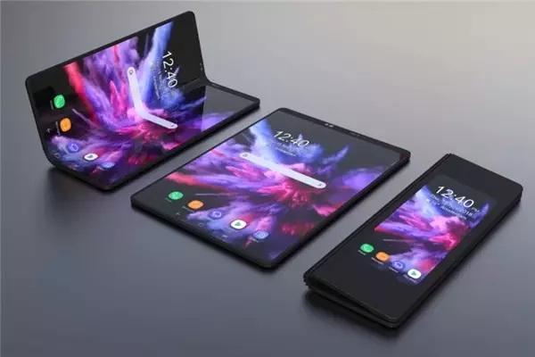 Samsung, Katlanabilir Akıllı Telefonunu Ces 2019'da Sınırlı Sayıda Kişiye Gösterdi