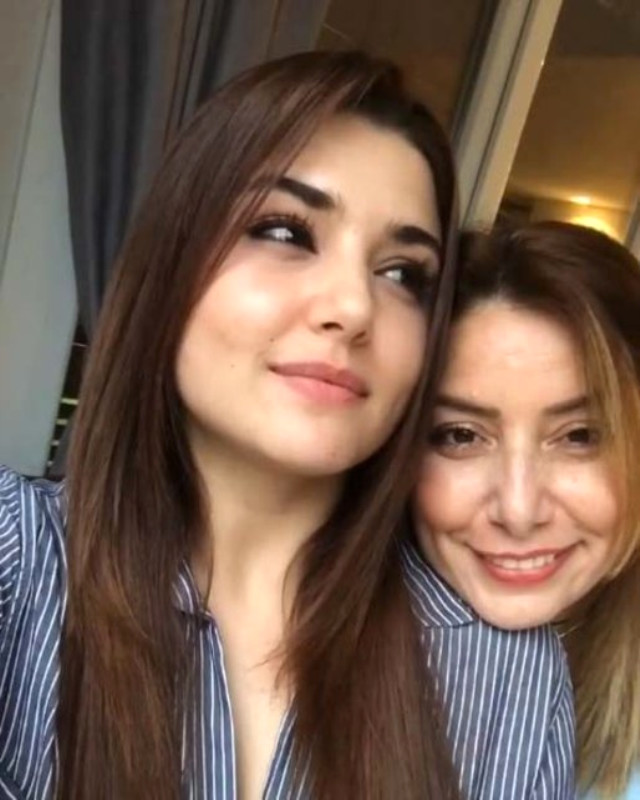 Hande Erçel'in Hayatını Kaybeden Annesi, Son Beğendiği Tweette Kızına Anlayış Gösterilmesini İstedi