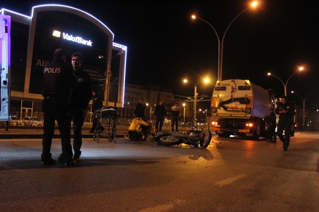 Kazada Ölen Motosiklet Sürücüsünün Nişanlısı,