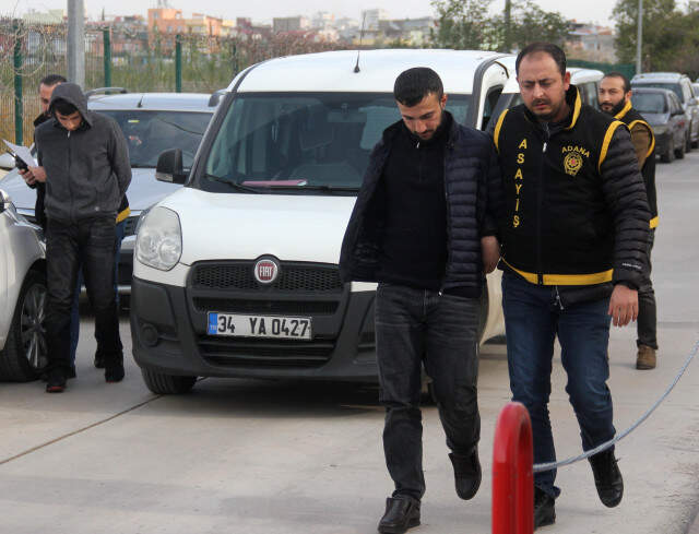 Kız Arkadaşını Görmek İsteyen Genç, Adresi Şaşırınca Gasp Edildi