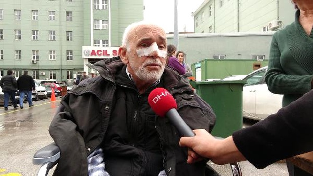 Özel Halk Otobüsü Şoförü, Tartıştığı Yaşlı Çifti Darbetti