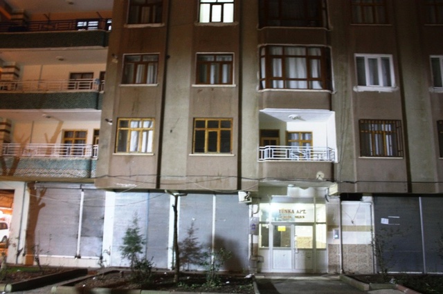 Parçalayıp Koliye Koydukları Cesedi, Evinin Önüne Bıraktılar