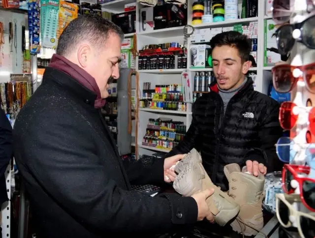 Vatandaşlardan Vali'ye: 1000 TL'nin Üzerinde Gelen <a class='keyword-sd' href='/elektrik-faturasi/' title='Elektrik Faturası'>Elektrik Faturası</a> Var, Böyle Bir Şey Nasıl Olur?