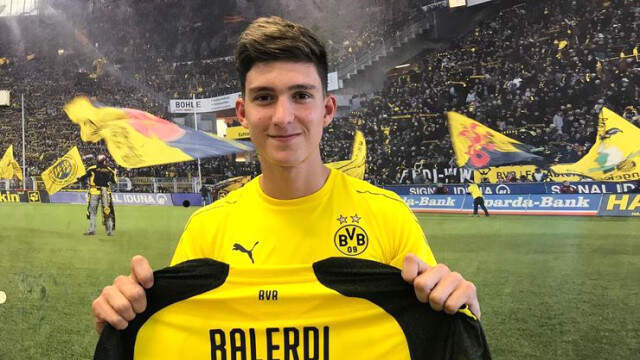 Borussia Dortmund, Leonardo Balerdi'yi Kadrosuna Kattı Borussia Dortmund, Leonardo Balerdi'yi Kadrosuna Kattı
