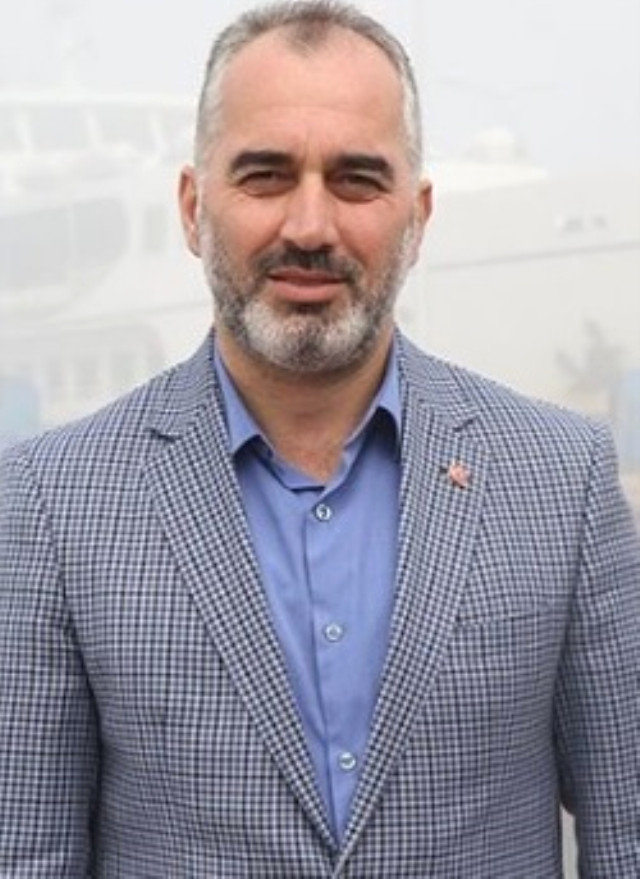 AK Parti'nin Kocaeli Karamürsel Belediye Başkan Adayı İsmail Yıldırım Kimdir?