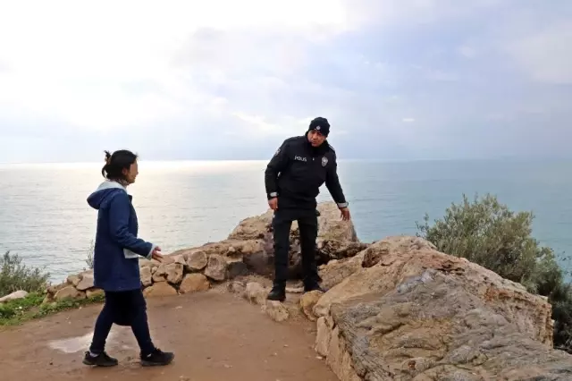 Bu Görüntü, Polis Ekiplerini İntihar Şüphesiyle Harekete Geçirdi