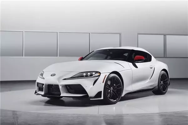 Yeni Toyota Supra, İlk Kez Kanlı Canlı Karşımıza Çıktı