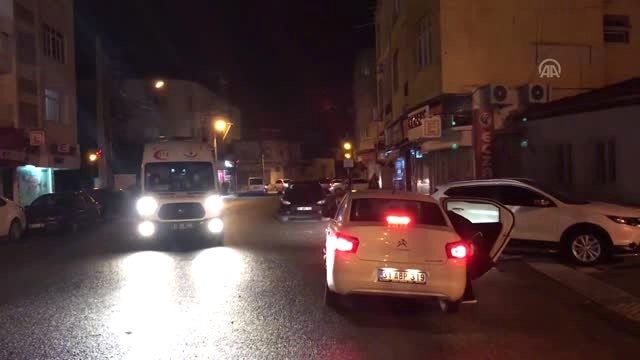 Gözü Dönmüş Hırsız, Telefonunu Vermemek İçin Direnen Genç Kızın Yüzüne Asit Attı