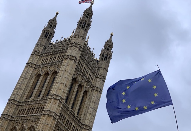 Brexit Anlaşmasının Reddiden Sonra, AB Komisyonu Başkanı İngiltere'nin AB'de Kalmasını Önerdi