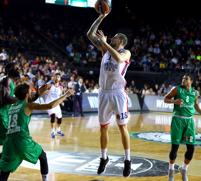 Euroleague'de Anadolu Efes'le Darüşşafaka Karşı Karşıya