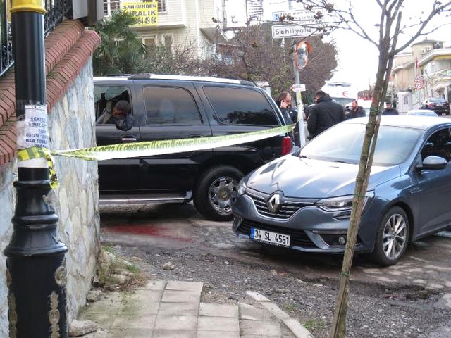 İş Adamının Yakın Koruması, Siteden Araç Çalan Hırsızı Başından Vurarak Öldürdü