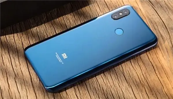 Xiaomi'nin Pocophone F1 ve Tüm Aksesuarlarda Geçerli 'Karne Kampanyası' Başlıyor