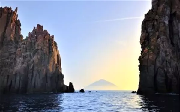 İtalya'da Gezilecek Yerler ve Gizli Kalmış Adalar