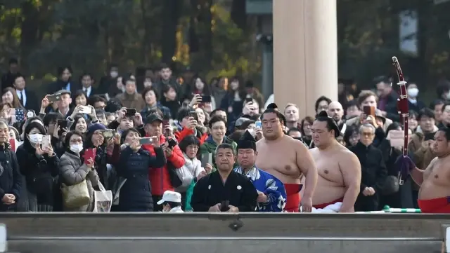 Japonya'nın Son Büyük Şampiyonu Kisenosota'dan Gözü Yaşlı Veda