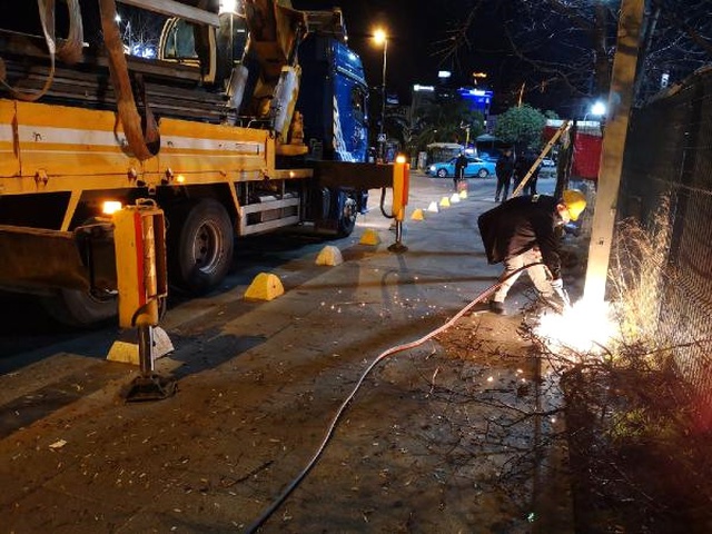 Kadıköy Belediyesinden İstanbul Büyükşehir Belediyesine Billboard Tepkisi: Anlamak Mümkün Değil