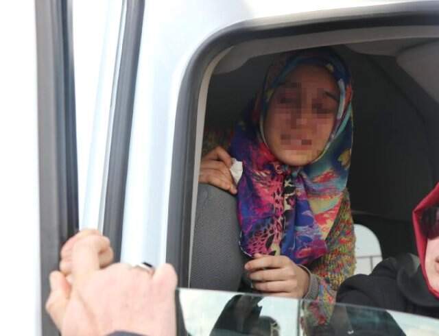 16 Yaşındaki Kız 