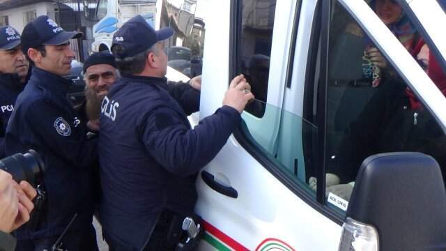 16 Yaşındaki Kız 