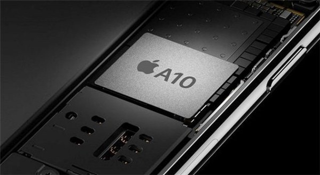 Bir Youtube Kanalı, Bozuk İphone 7'yi Cnc Makinesi ile Tamir Etti (Video)