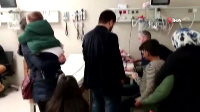 Hasta Çocuklar Ağlayarak Sıra Beklerken Doktor Bilgisayarından Oyun Oynadı
