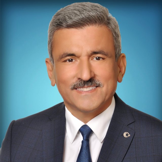 AK Parti'nin Samsun Vezirköprü Belediye Başkan Adayı İbrahim Sadık Edis Kimdir?