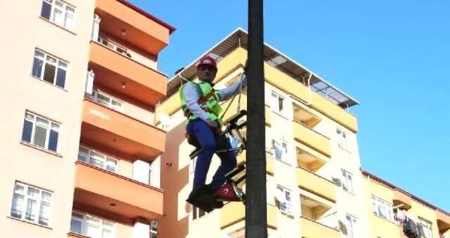 Rizeli Mucidin İcadı ile Direklere Tırmanmak Artık Çok Kolay