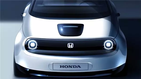 Honda, Eskiyle Yeniyi Birleştiren Urban Ev Konsept Araçlarını Duyurdu