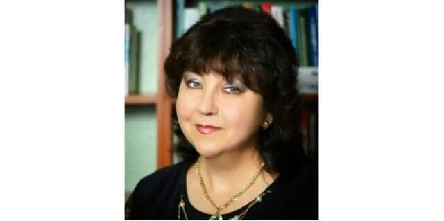 Ünlü Tatar Şarkıcı Fania Khalilova, Sahnede Hayatını Kaybetti