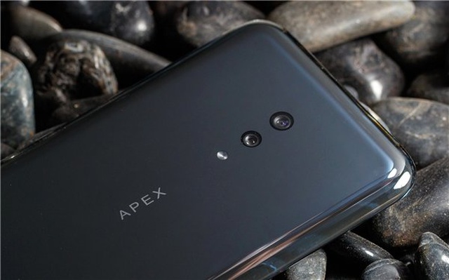 Dünya, Meizu Zero Gibi Deliksiz Telefonlara Henüz Hazır Olmayabilir
