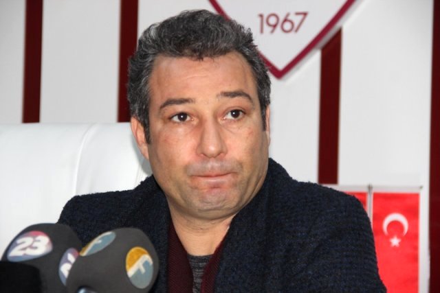 Elazığspor'da Teknik Direktör Orhan Kaynak İstifa Etti
