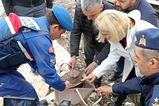 Antalya'daki Hortum Sonrası Kaybolan Buse'nin Küpesi ve Çantası Bulundu