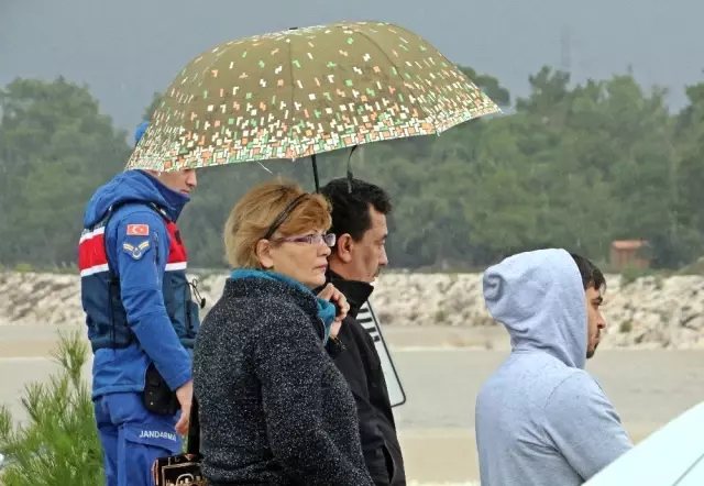 Antalya'daki Hortum Sonrası Kaybolan Buse'nin Küpesi ve Çantası Bulundu