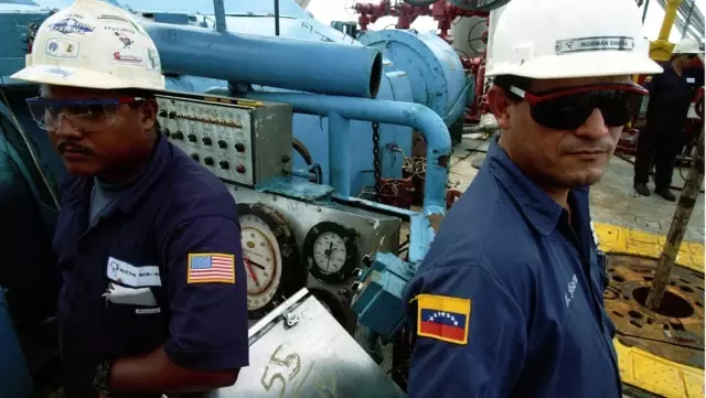 Venezuela'nın Petrol Üretimi Neden Azalıyor?