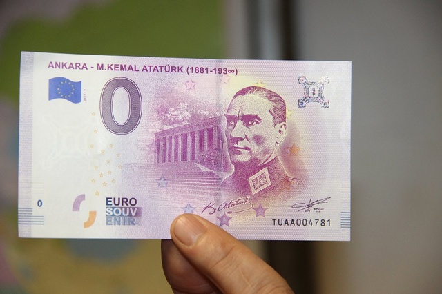 Avrupa Merkez Bankası 'Atatürk Portreli Euro' Bastı