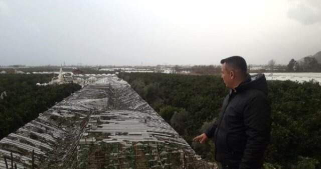 Antalya'yı Yeniden Hortum Felaketi Vurdu: 3'ü Çocuk, 5 Kişi Yaralandı