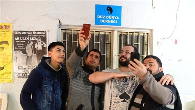 Bilim İnsanları, Bazı İnsanların Bilimi Israrla Neden Reddettiğini Açıkladı