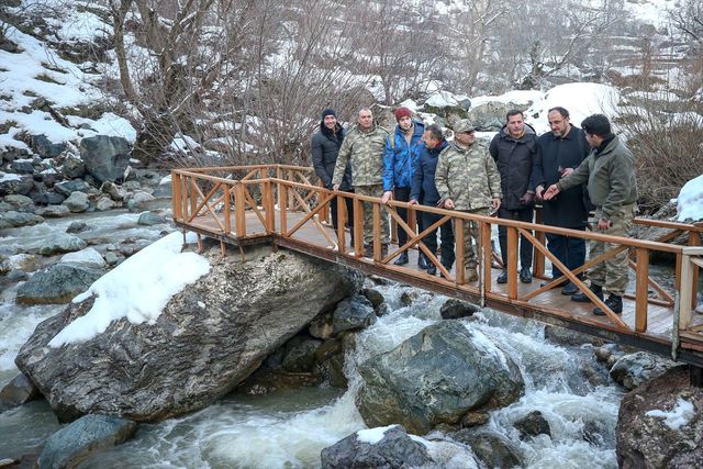 Söz Dizisinin Oyuncuları, Canlandırdıkları Kahramanlarla Irak Sınırında Buluştular