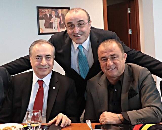 Galatasaray Teknik Direktörü Fatih Terim: Galatasaray'da Başkanlık Sistemi Var Galatasaray Teknik Direktörü Fatih Terim: Galatasaray'da Başkanlık Sistemi Var