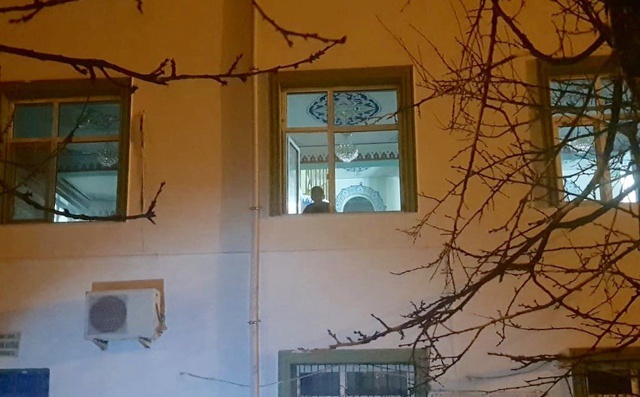 Ödevlerini Yapmayınca Babasından Korkup Evden Kaçan Çocuk Camide Bulundu
