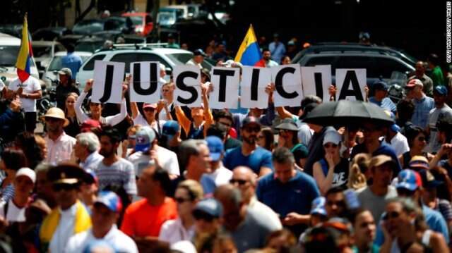 Trump Yönetimi, Venezuela'ya Karşı Ekonomik Savaş Başlattı