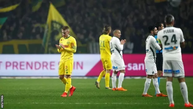 Kayıp Arjantinli Oyuncu Emiliano Sala Nantes Maçında Anıldı